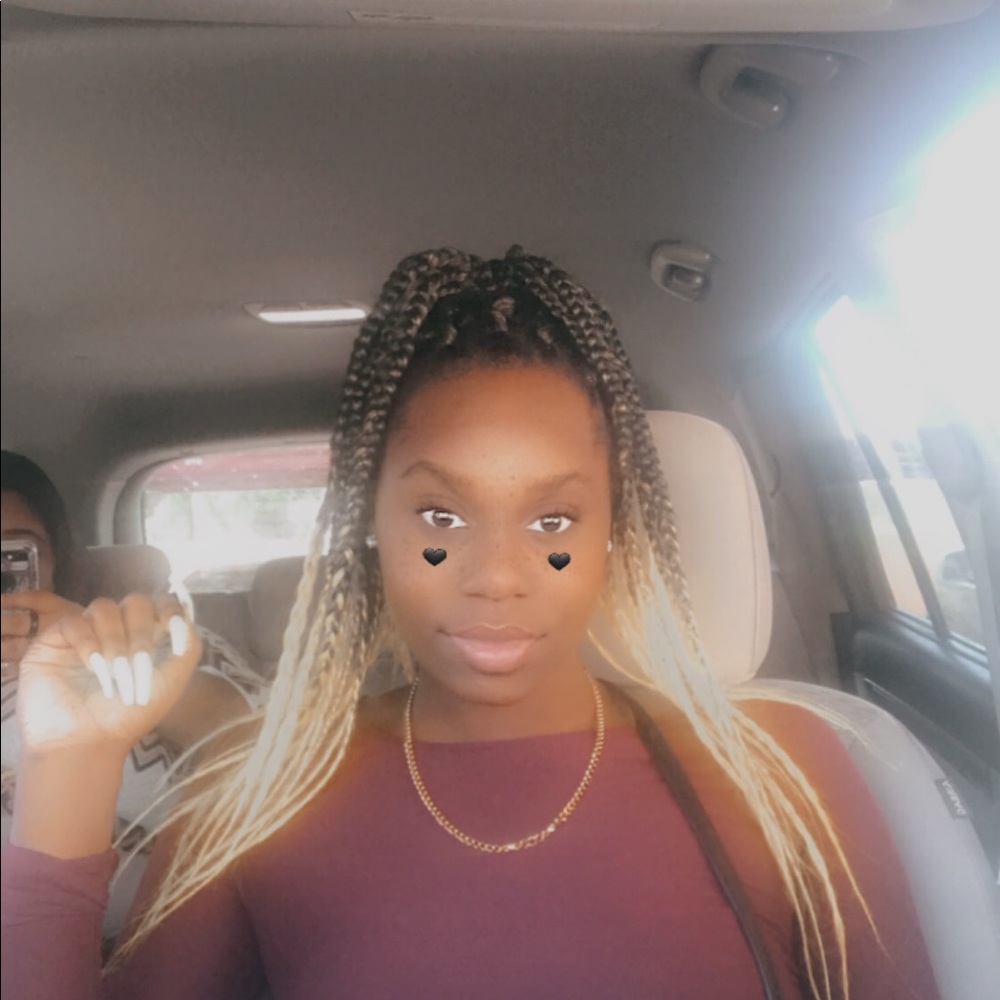 Meet your Posher, Jalaya